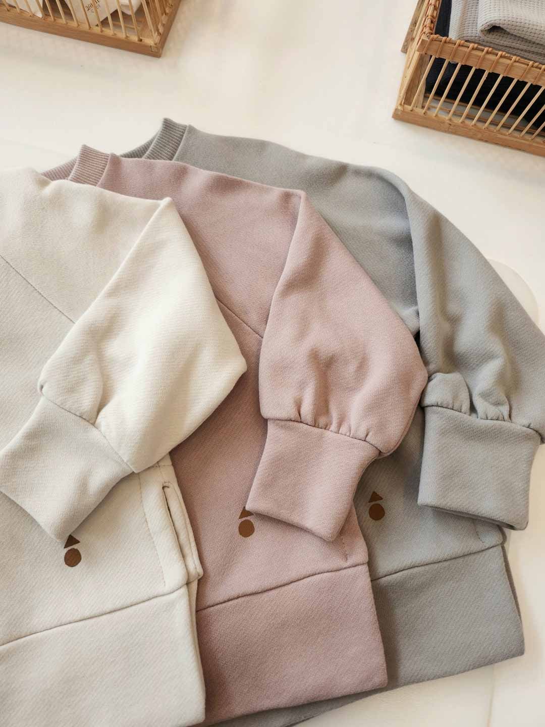 ΜΠΛΟΥΖΑ ΦΟΥΤΕΡ ΜΕ ΣΤΑΜΠΑ OVERSIZED - UNISEX - Image 2